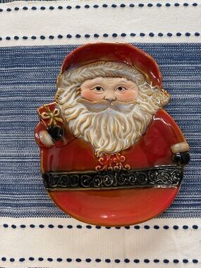 Gibson Home Festive Red Santa Accent Plate -